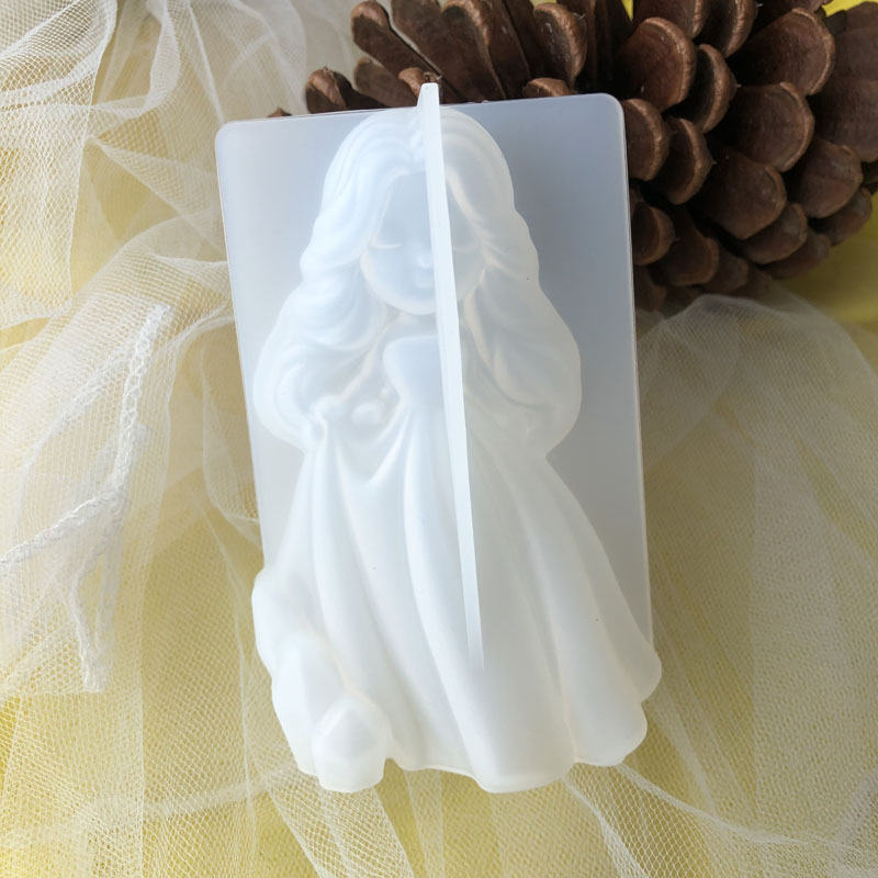 Silk Candle - 3D Sevimli Prenses Silikon Mum Kalıp